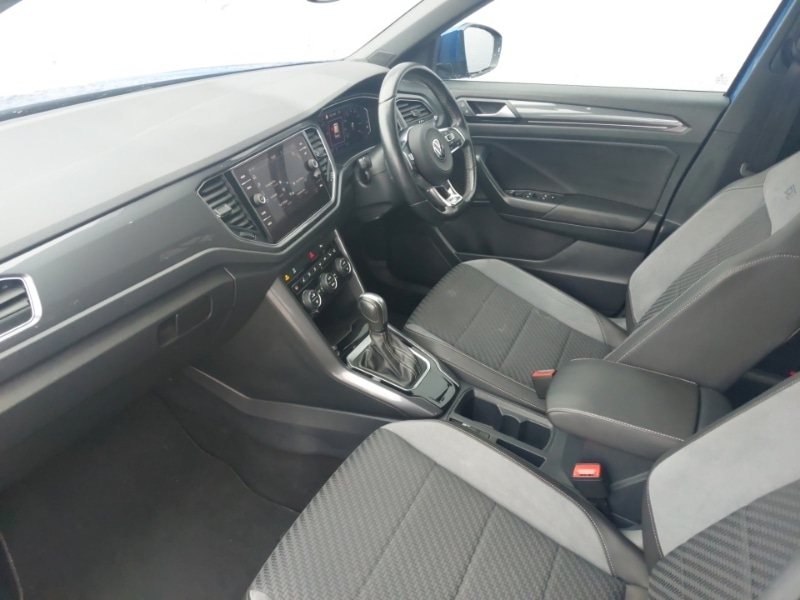 Used Volkswagen T-Roc 2022 for sale - 76639760: Photo 5