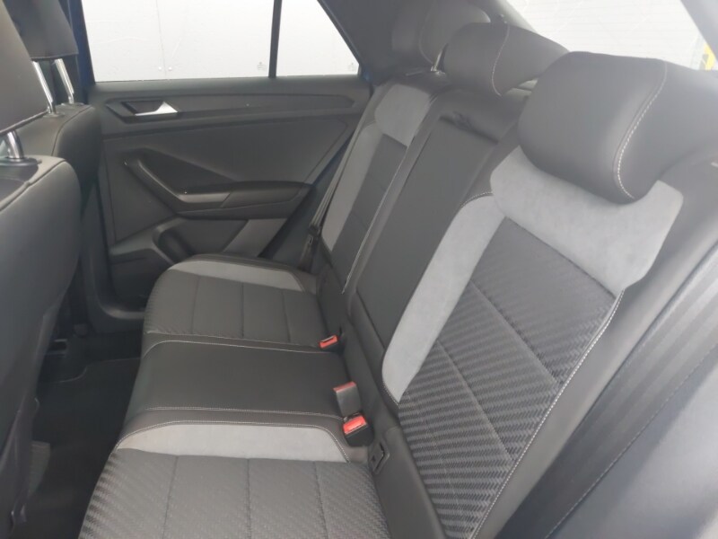 Used Volkswagen T-Roc 2022 for sale - 76639760: Photo 6