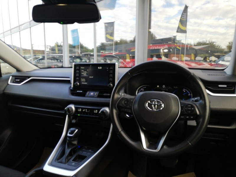 Used Toyota RAV4 2022 for sale - 76511416: Photo 2