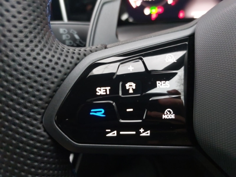 Used Volkswagen Golf 2025 for sale - 76970739: Photo 12