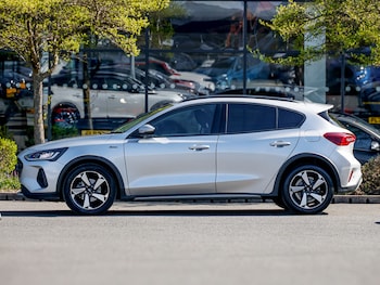 Used Ford Focus 2023 for sale - 78318060: Photo