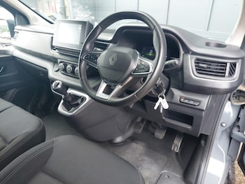 Used Renault Trafic 2024 for sale - 79460797: Photo