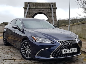 Lexus - ES