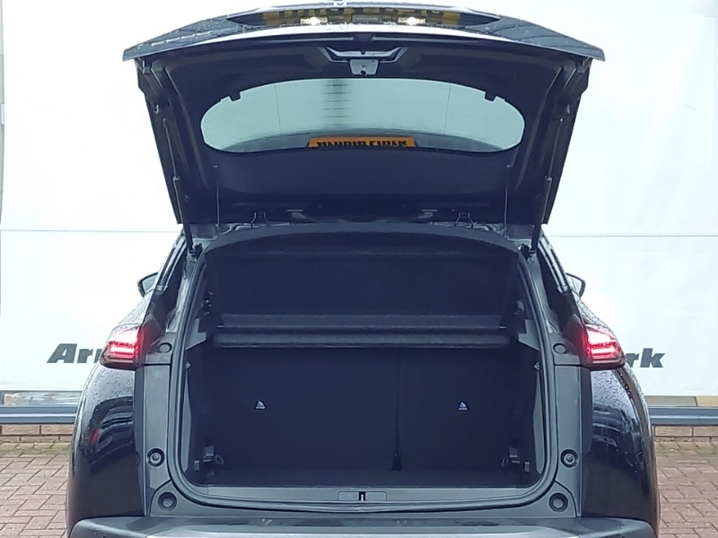 Used Peugeot 2008 2024 for sale - 77406010: Photo 8