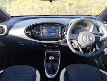 Used Toyota Aygo X 2023 for sale - 76880808: Photo