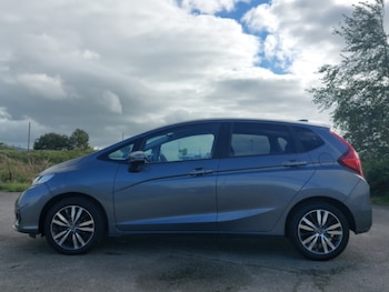 Used Honda Jazz 2019 for sale - 75762288: Photo