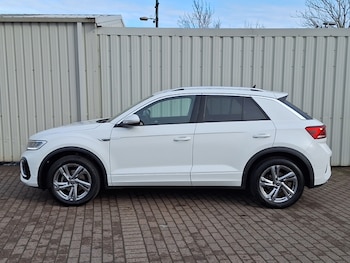 Used Volkswagen T-Roc 2023 for sale - 76498004: Photo