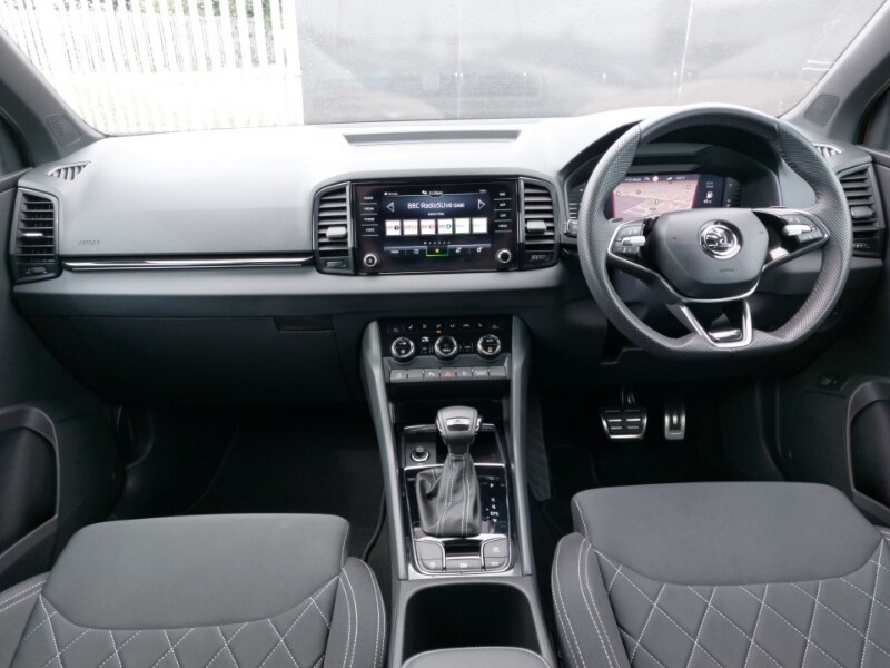 Used Skoda Karoq 2024 for sale - 76838199: Photo 2