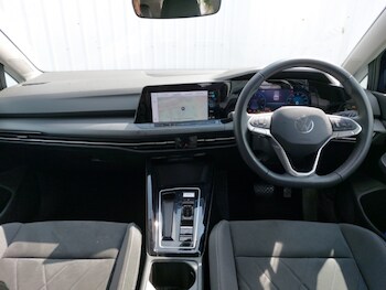 Used Volkswagen Golf 2024 for sale - 75477028: Photo