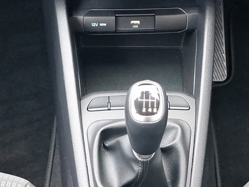 Used Kia Stonic 2023 for sale - 77549145: Photo 11