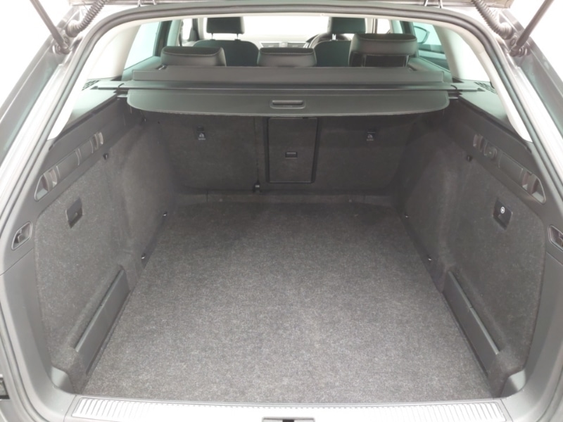 Used Skoda Superb 2023 for sale - 76198899: Photo 8