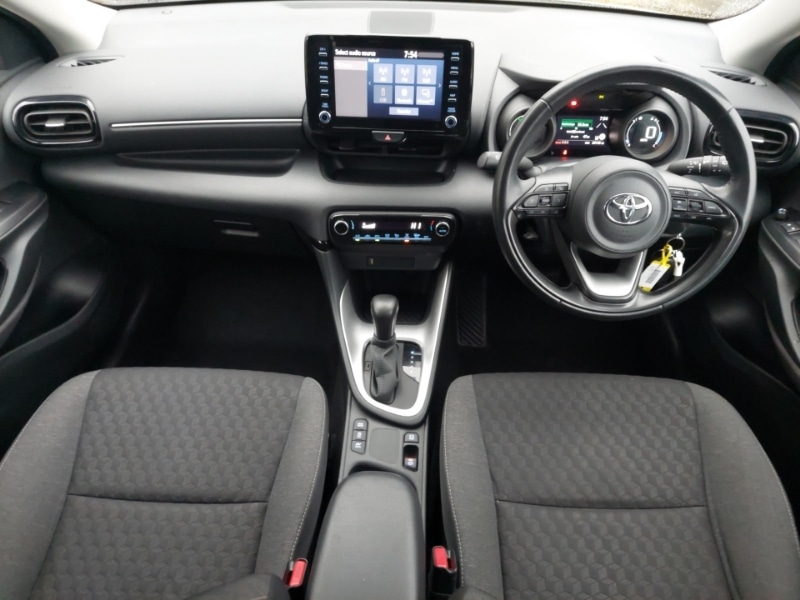 Used Toyota Yaris 2023 for sale - 77912076: Photo 2