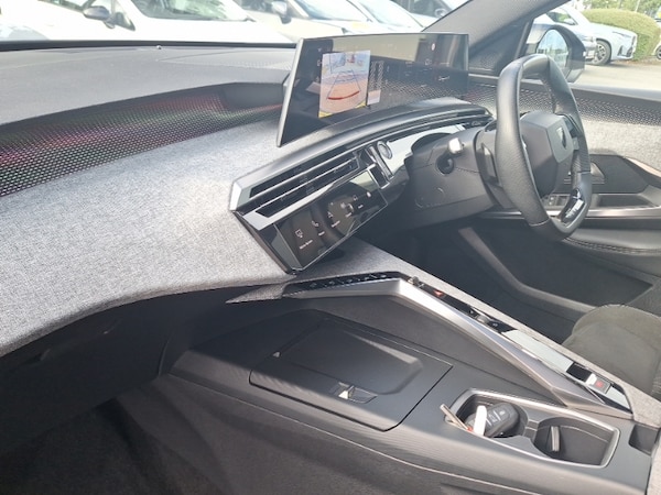 Used Peugeot 3008 2024 for sale - 76305931: Photo 5