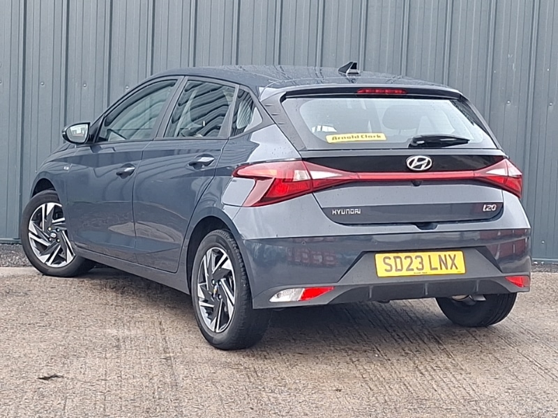 Used Hyundai i20 2023 for sale - 76861402: Photo 3
