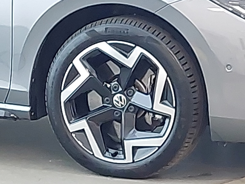 Used Volkswagen Passat 2024 for sale - 76983648: Photo 9