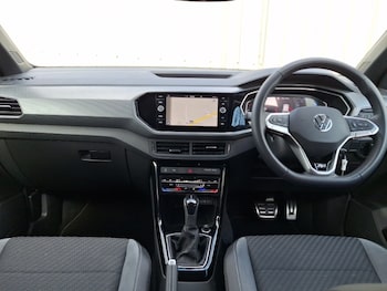 Used Volkswagen T-Cross 2024 for sale - 78327962: Photo