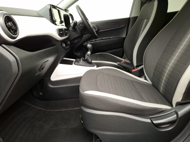 Used Hyundai i10 2023 for sale - 76144819: Photo 5