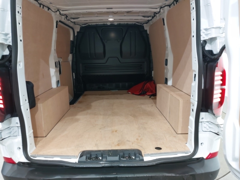 Used Volkswagen Transporter 2025 for sale - 77304646: Photo 8