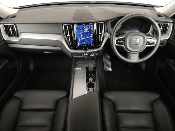 Used Volvo XC60 2023 for sale - 76195005: Photo 2