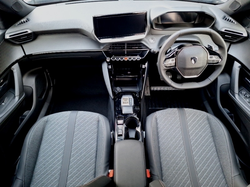 Used Peugeot 2008 2025 for sale - 76833119: Photo 2