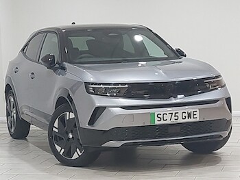 2025 - 115kW Ultimate 54kWh 5dr Auto
