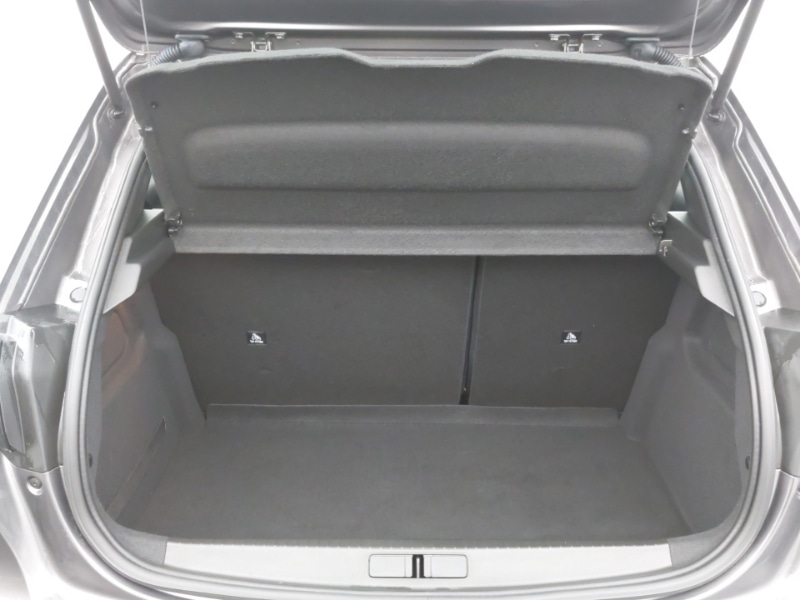 Used Peugeot 208 2022 for sale - 77371705: Photo 8