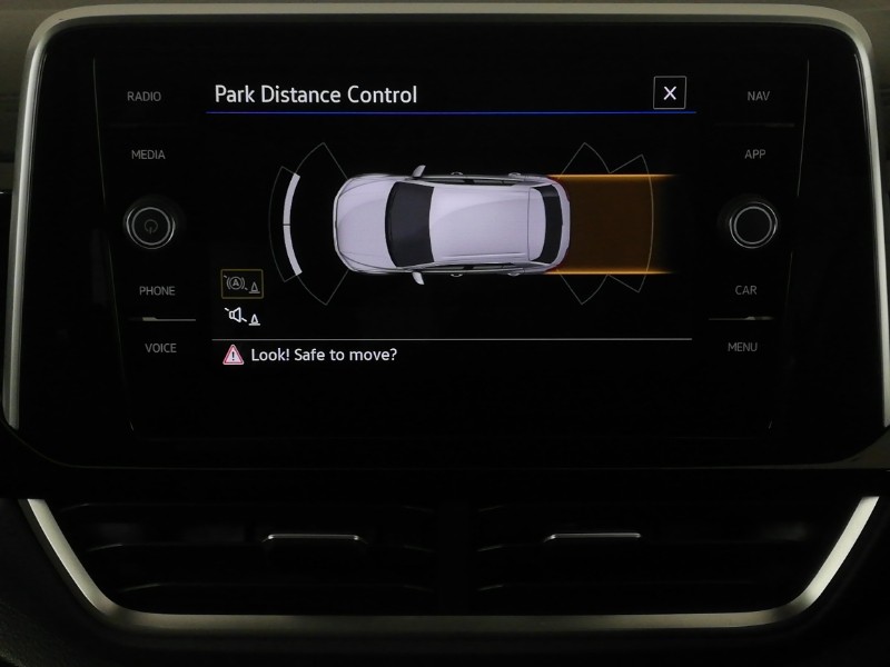 Used Volkswagen T-Roc 2022 for sale - 77142757: Photo 11