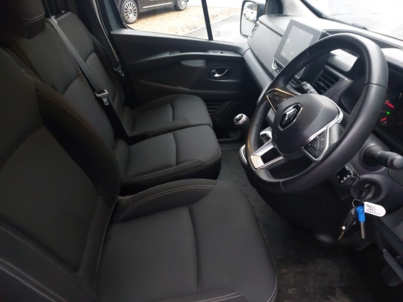 Used Renault Trafic 2024 for sale - 76487844: Photo 2