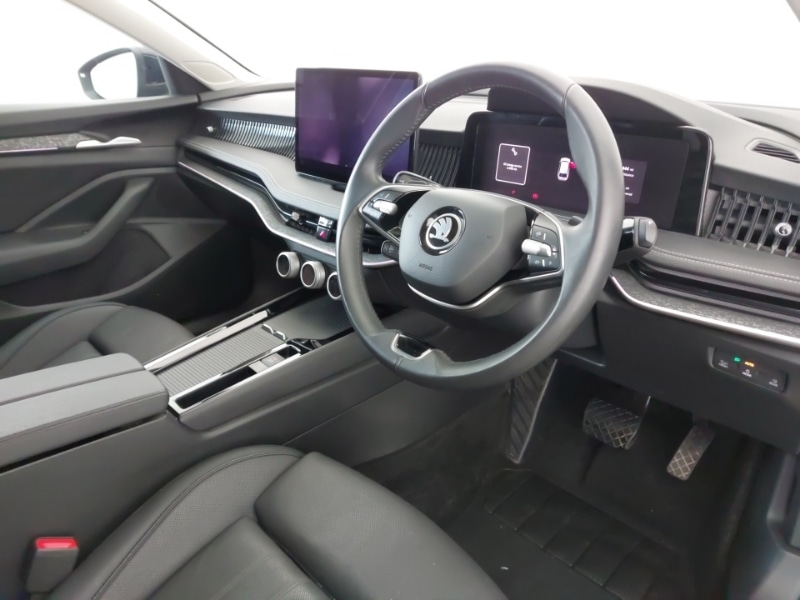 Used Skoda Superb 2024 for sale - 76347737: Photo 11