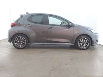 Used Toyota Yaris 2022 for sale - 75404868: Photo