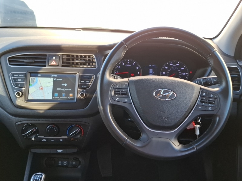 Used Hyundai i20 2020 for sale - 76695229: Photo 7