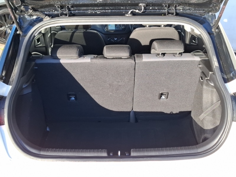 Used Hyundai i20 2020 for sale - 76695229: Photo 8