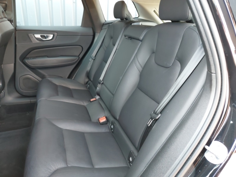 Used Volvo XC60 2023 for sale - 76347863: Photo 6