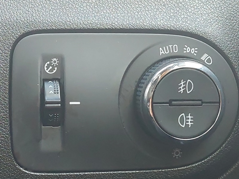 Used Vauxhall Crossland 2023 for sale - 76419067: Photo 12