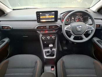 Used Dacia Sandero Stepway 2023 for sale - 76938106: Photo