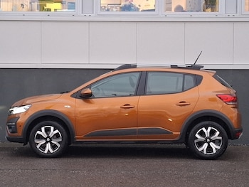 Used Dacia Sandero Stepway 2023 for sale - 76938106: Photo