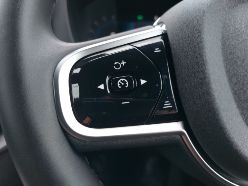 Used Volvo XC60 2024 for sale - 76695667: Photo 12