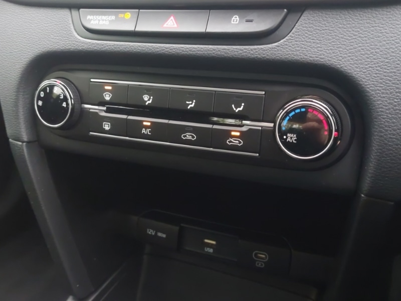 Used Kia XCeed 2023 for sale - 76171842: Photo 12