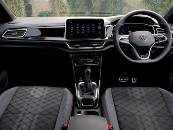 Used Volkswagen T-Roc 2023 for sale - 77645100: Photo