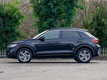 Used Volkswagen T-Roc 2023 for sale - 77645100: Photo