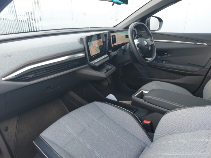 Used Renault Megane E Tech 2023 for sale - 76465661: Photo 5
