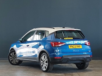 Used SEAT Arona 2023 for sale - 78327833: Photo