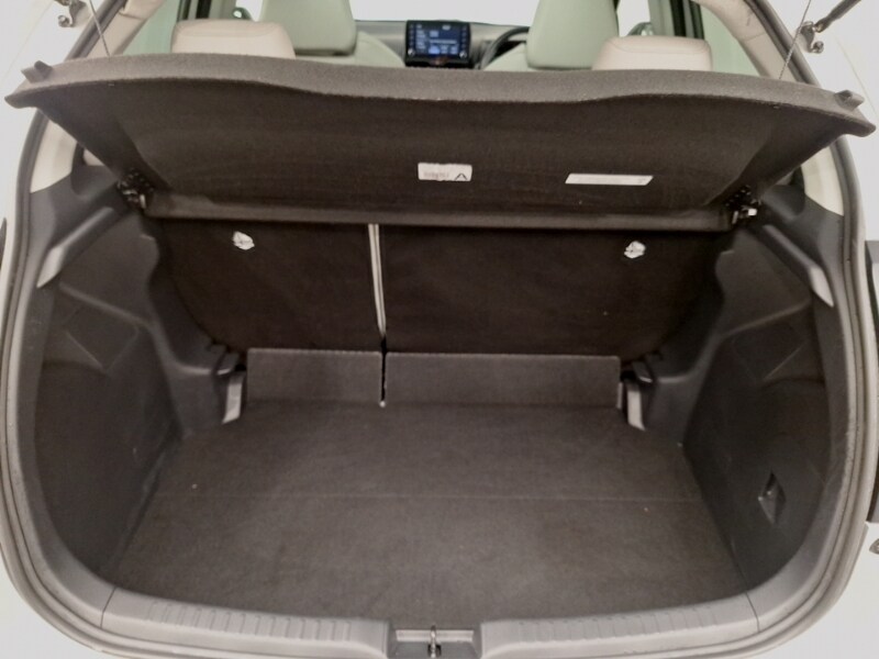 Used Toyota Yaris 2021 for sale - 76897883: Photo 8