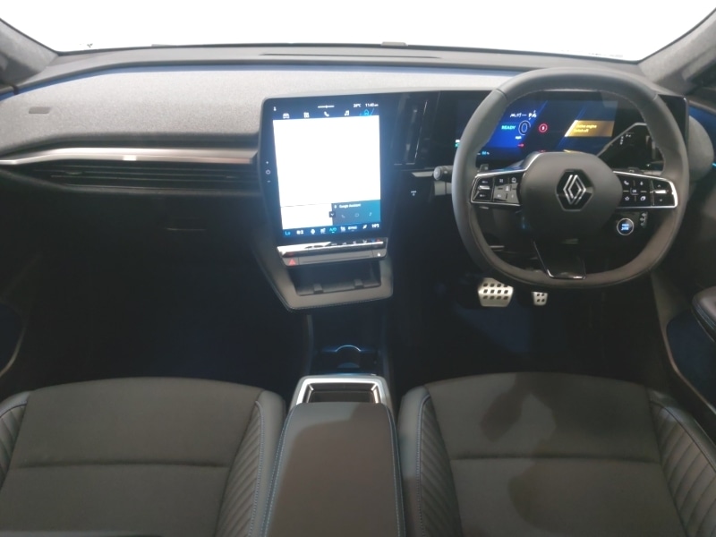 Used Renault Scenic E-Tech 2024 for sale - 77518764: Photo 2