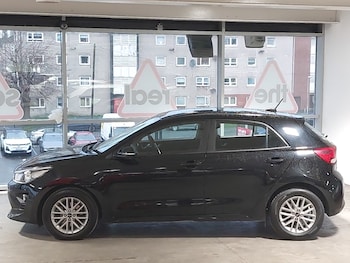 Used Kia Rio 2022 for sale - 77063000: Photo