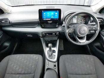 Used Mazda Mazda2 HYBRID 2024 for sale - 76527525: Photo