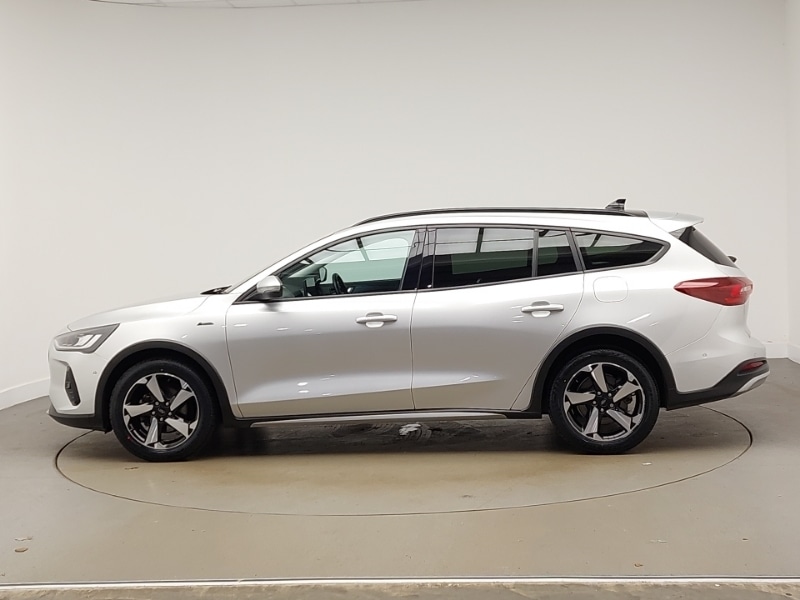 Used Ford Focus 2023 for sale - 77732142: Photo 4