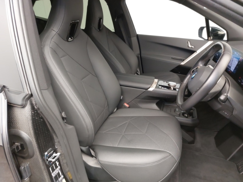 Used BMW iX 2022 for sale - 77969518: Photo 11