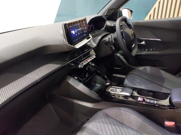 Used Peugeot 2008 2025 for sale - 76258791: Photo 5