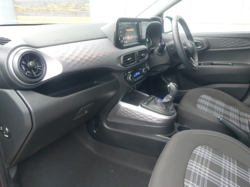 Used Hyundai i10 2024 for sale - 77467322: Photo 5